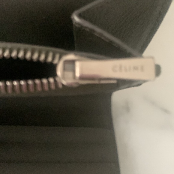 Celine Envelope Wallet Clutch Holds IPhone 10 (Some wear) - Picture 5 of 10